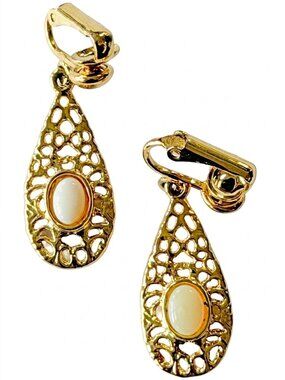 Vintage Gold Filigree Teardrop Clip On Earrings White Cabochon